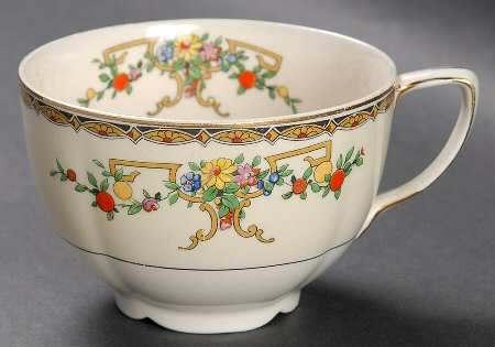 Riviera (Multicolor Flowers) Oversized Cup