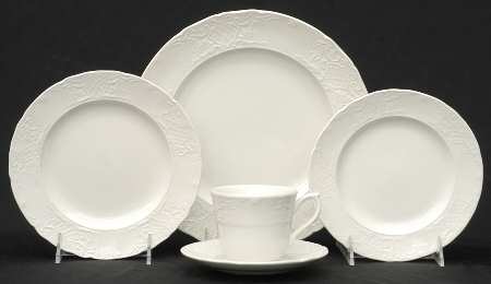 Richmond White 5 Piece Place Setting by Johnson Brothers