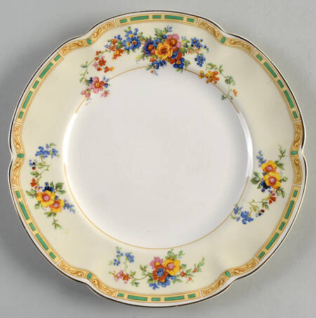 Romance (Scallop) Luncheon Plate