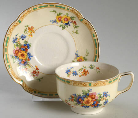 Romance (Scallop) Flat Cup & Saucer Set