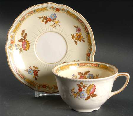 Rouen Flat Cup & Saucer Set