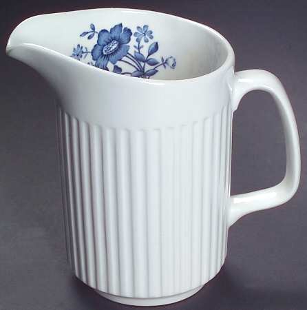 Scandia Blue Creamer