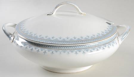Senora Tureen &  Lid