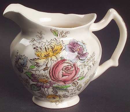 Sheraton (Floral Center) 24 Oz Pitcher
