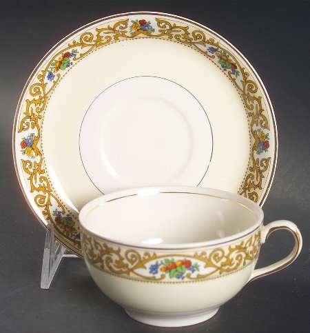 St. Cloud (Pareek) Flat Cup & Saucer Set