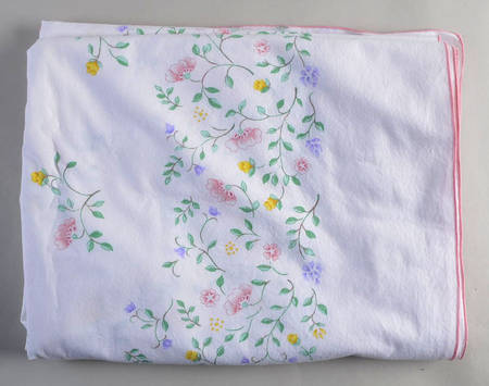 Summer Chintz (Made in England, Earthenware) 60" X 96" Rectangular Tablecloth