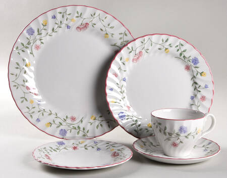 Summer Chintz (Made in England, Earthenware) 40 Piece Estate Set