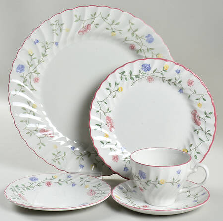 Summer Chintz (Made in England, Earthenware) 40 Piece Estate Set