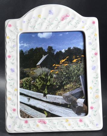 Summer Chintz (Made in England, Earthenware) 14" Picture Frame