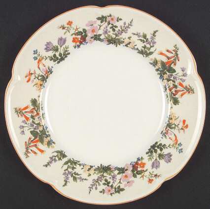 Sweet Briar Luncheon Plate