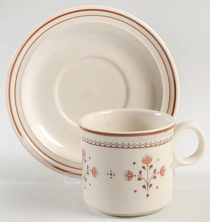 Tudor Flowers Flat Cup & Saucer Set