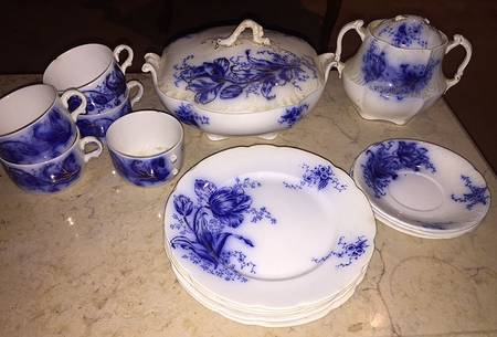 Tulip (Flow Blue) Dinner Plate