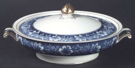 Turin Blue (Flow Blue) Round Covered Vegetable