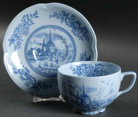 Tulip Time Blue (Blue Background) Flat Cup & Saucer Set