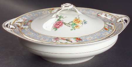 The Vigo (Smooth) Round Covered Vegetable by Johnson Brothers