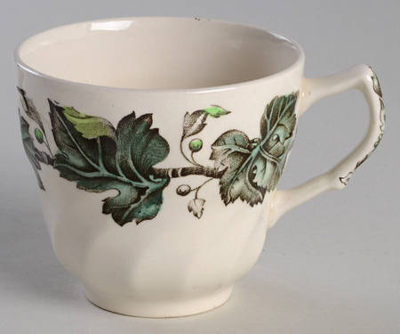 Vintage Cream (Green Ivy & Berries) Snack Cup