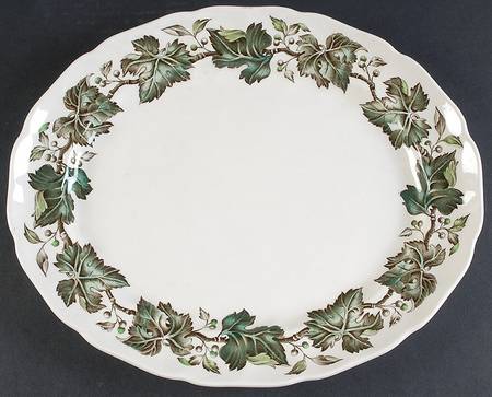 Vintage Cream (Green Ivy & Berries) 13" Oval Serving Platter