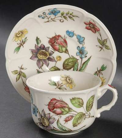 Wakefield Flat Cup & Saucer Set