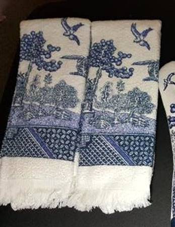 Willow Blue (Made in England, Earthenware, Newer) Cloth Hand Towel - Set of 2