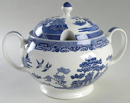 Willow Blue (Made in England, Earthenware, Newer) Tureen &  Lid