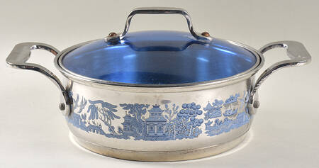 Willow Blue (Made in England, Earthenware, Newer) 3 Quart  Metal Stew Pot