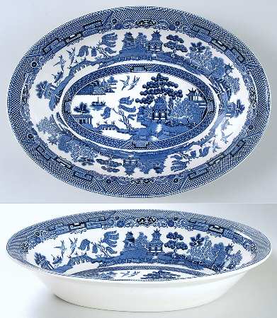 Willow Blue (Made in England, Earthenware, Newer) 10" Oval Vegetable Bowl