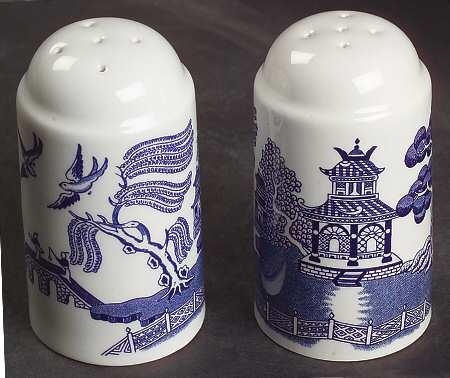 Willow Blue (Made in England, Earthenware, Newer) Salt & Pepper Set