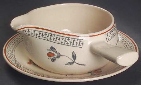 Zephyr Gravy Boat & Underplate
