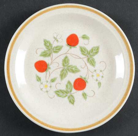 Berry Blossom Salad Plate