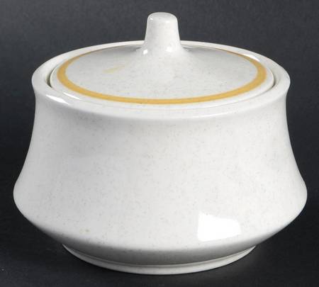 Berry Blossom Sugar Bowl & Lid