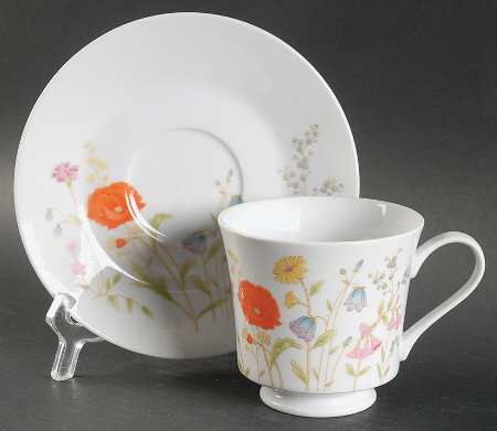 English Garden Footed Cup & Saucer Set