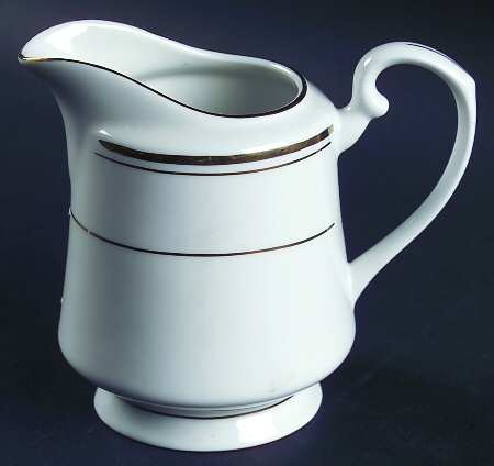 Classic Elegance Creamer