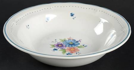 Strawberry Fields 9" Round Vegetable Bowl