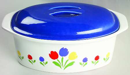 Tulip Tyme 2 Quart Oval Covered Casserole
