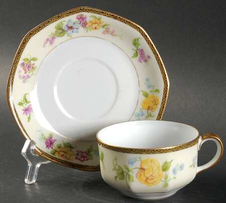 10703 Flat Cup & Saucer Set