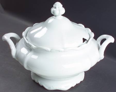 Aristocrat Tureen &  Lid by Johann Haviland