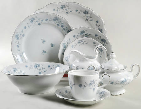 Blue Garland (Thailand Traditions) 45 Piece Starter Set