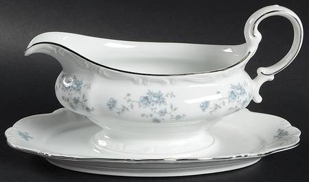Blue Garland (Thailand Traditions) Gravy Boat with Attached Underplate