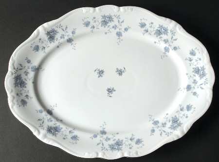 Blue Garland (Thailand Traditions) 15" Oval Serving Platter