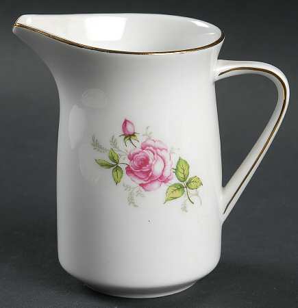 Courtship Creamer