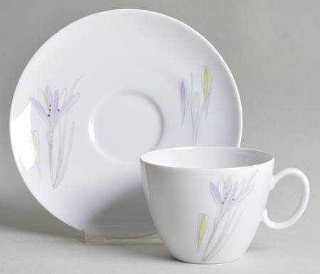 Crocus Flat Cup & Saucer Set