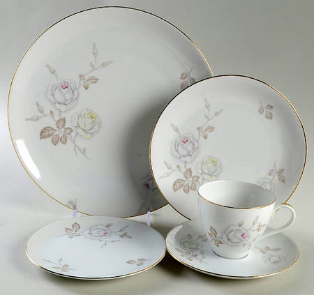 Dawn Rose 5 Piece Place Setting