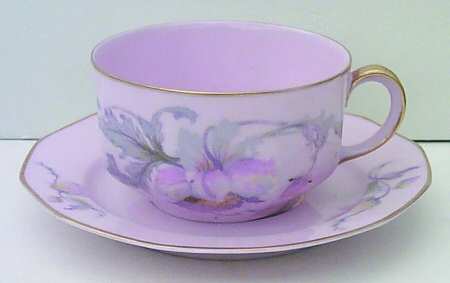 Dogwood (Gold Trim) Flat Cup & Saucer Set