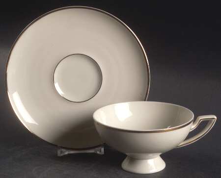 Elegance Footed Cup & Saucer Set
