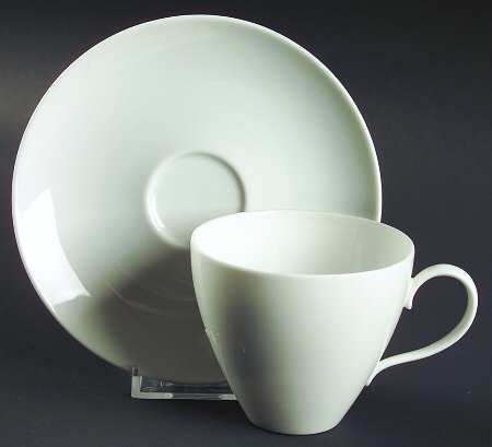 Eva White Flat Cup & Saucer Set