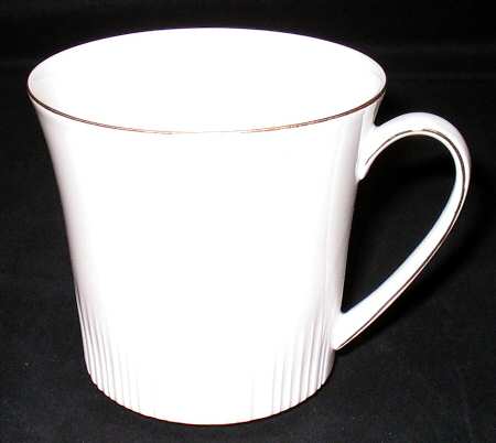 Golden Riviera Flat Cup