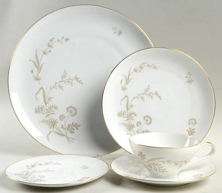 Golden Wheat 5 Piece Place Setting