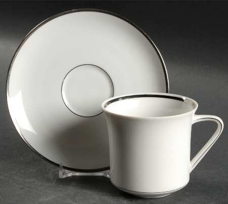 JOH100 Flat Cup & Saucer Set