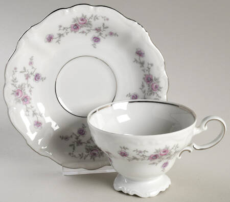 JOH128 Footed Cup & Saucer Set