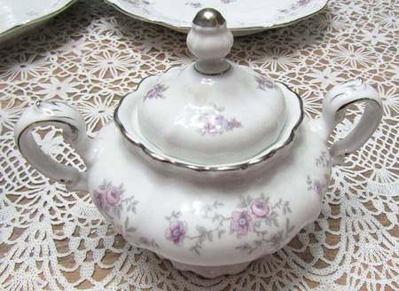 JOH128 Sugar Bowl & Lid